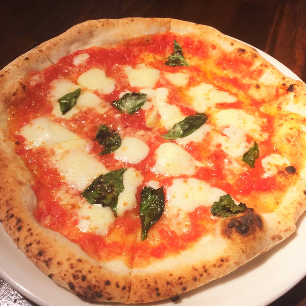 「Pizzeria Bar Trico」の「マルゲリータ」580円!モチモチ生地の本格ナポリピッツァをリーズナブルに楽しめる☆