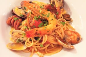 「バンカレッラジョイア」の「ペスカトーレ（漁師風）ソース（980円）」