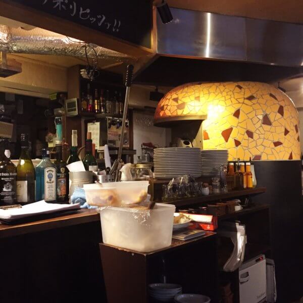 新橋「Pizzeria Bar Trico」のピザ窯