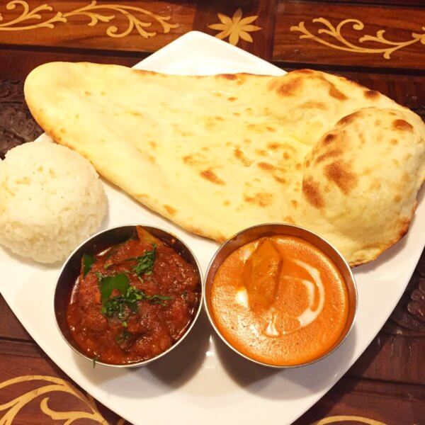 銀座8丁目の北インド料理専門店「アナム」も落ち着いた雰囲気のなか美味しいカレーが楽しめるのでおすすめ☆
